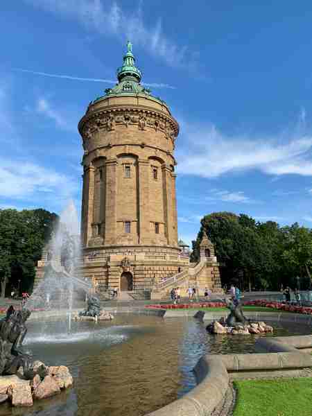https://www.mannheim.de/de/kultur-erleben/kulturdenkmale/wasserturm